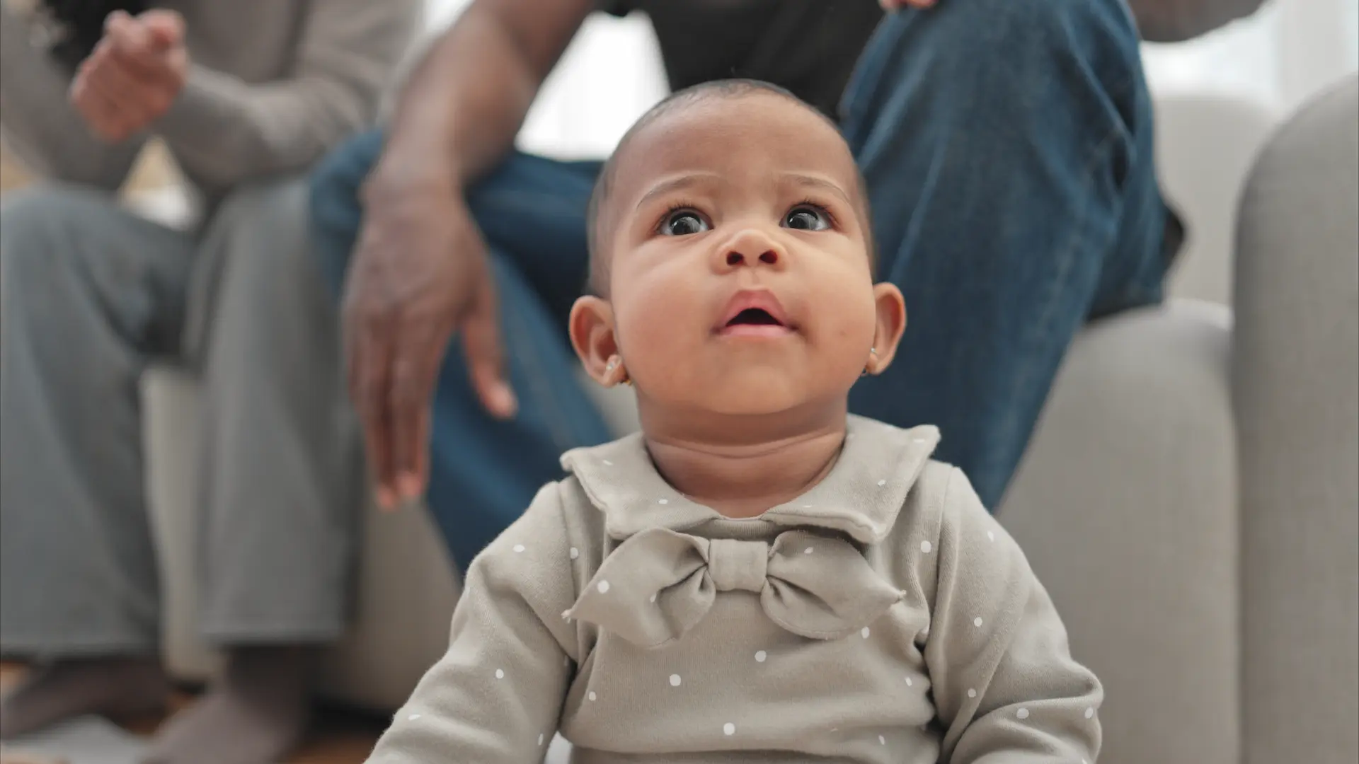 À quel âge un bébé reconnaît son prénom ? may app santé