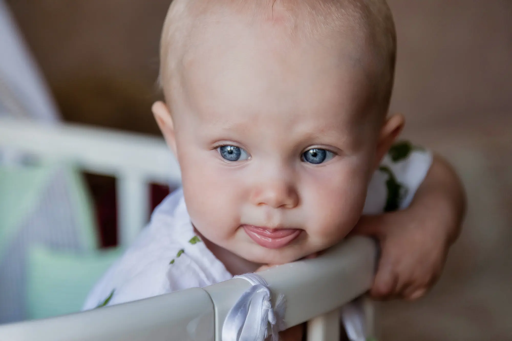 À quel âge un bébé reconnaît son prénom ? may app santé