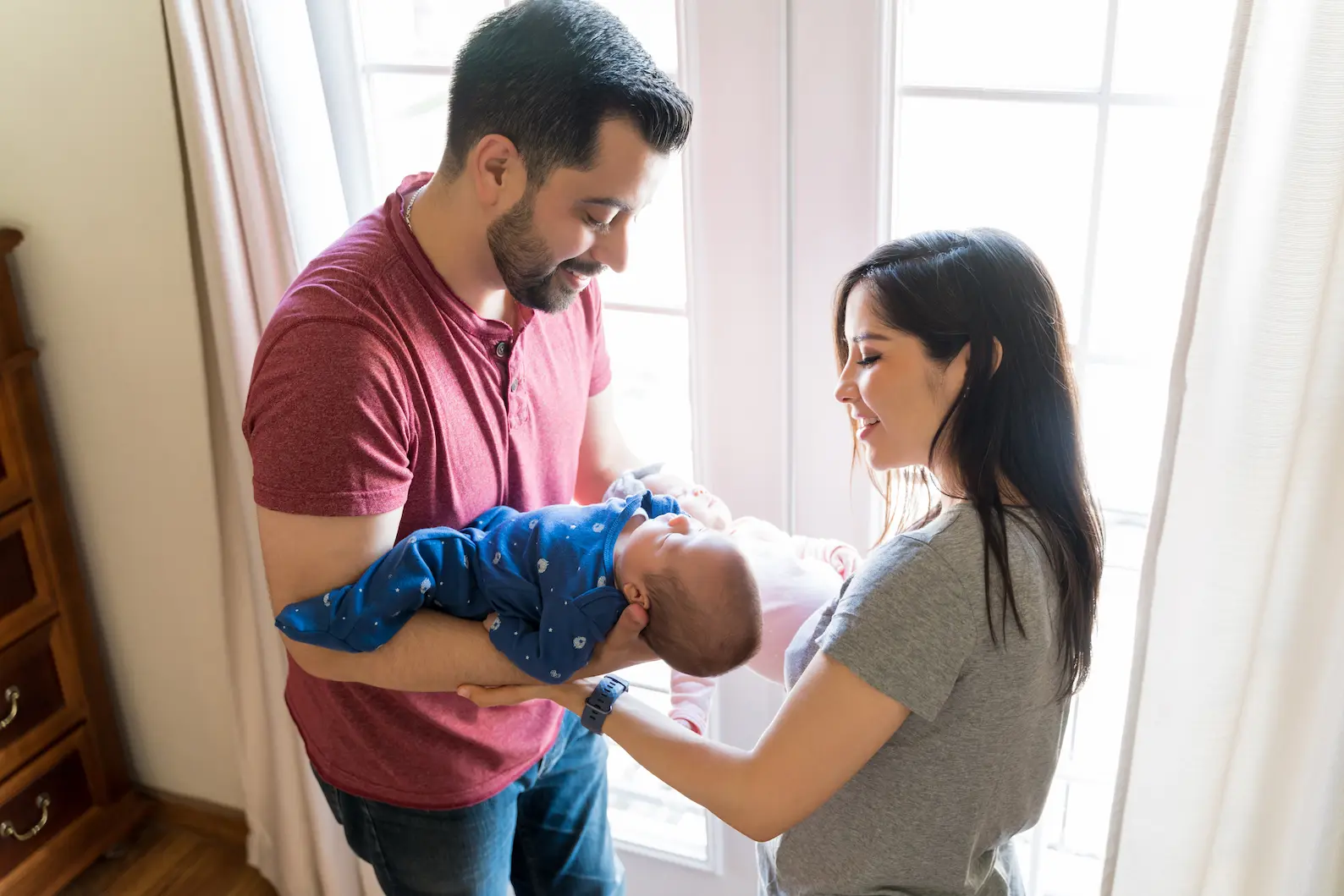 Bébé gigote : comment l’apaiser ? may app santé