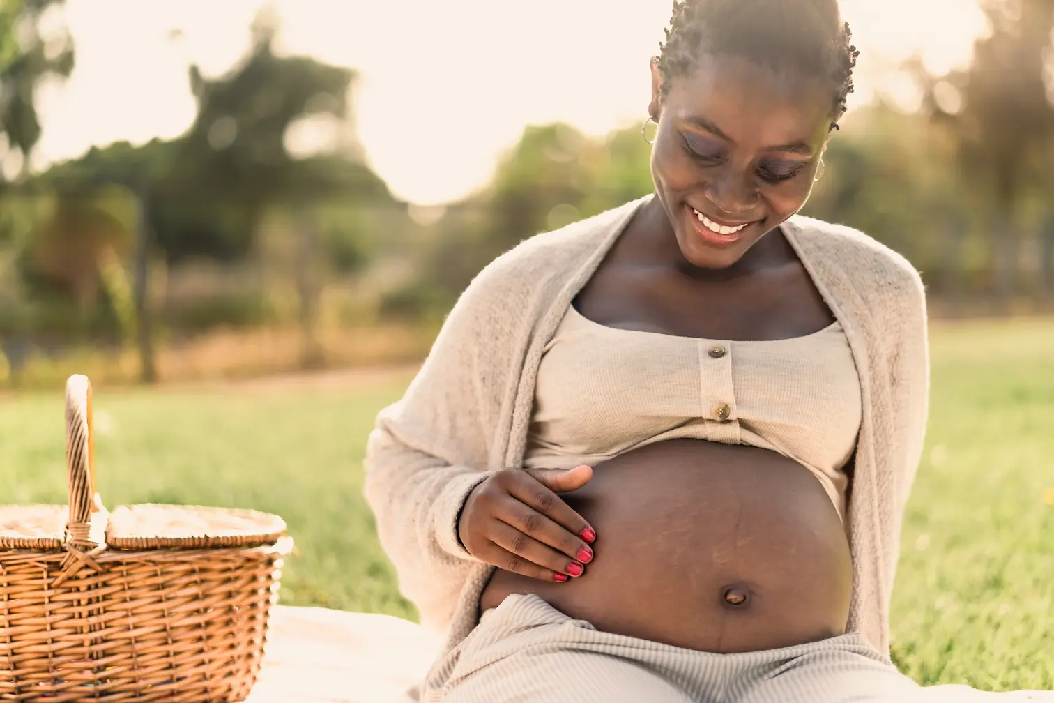 Pourquoi les mamelons changent de couleur pendant la grossesse ? may app santé