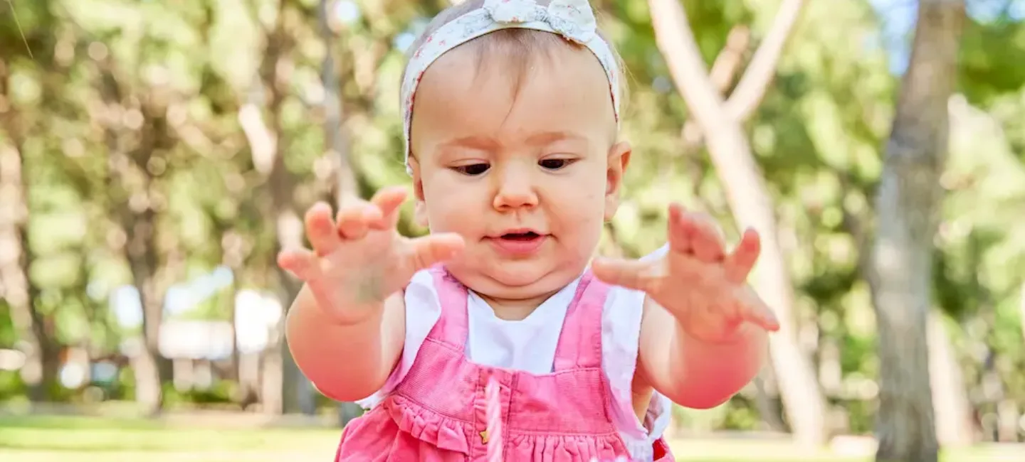 Bébé un an : tout ce que vous devez savoir - May App Santé