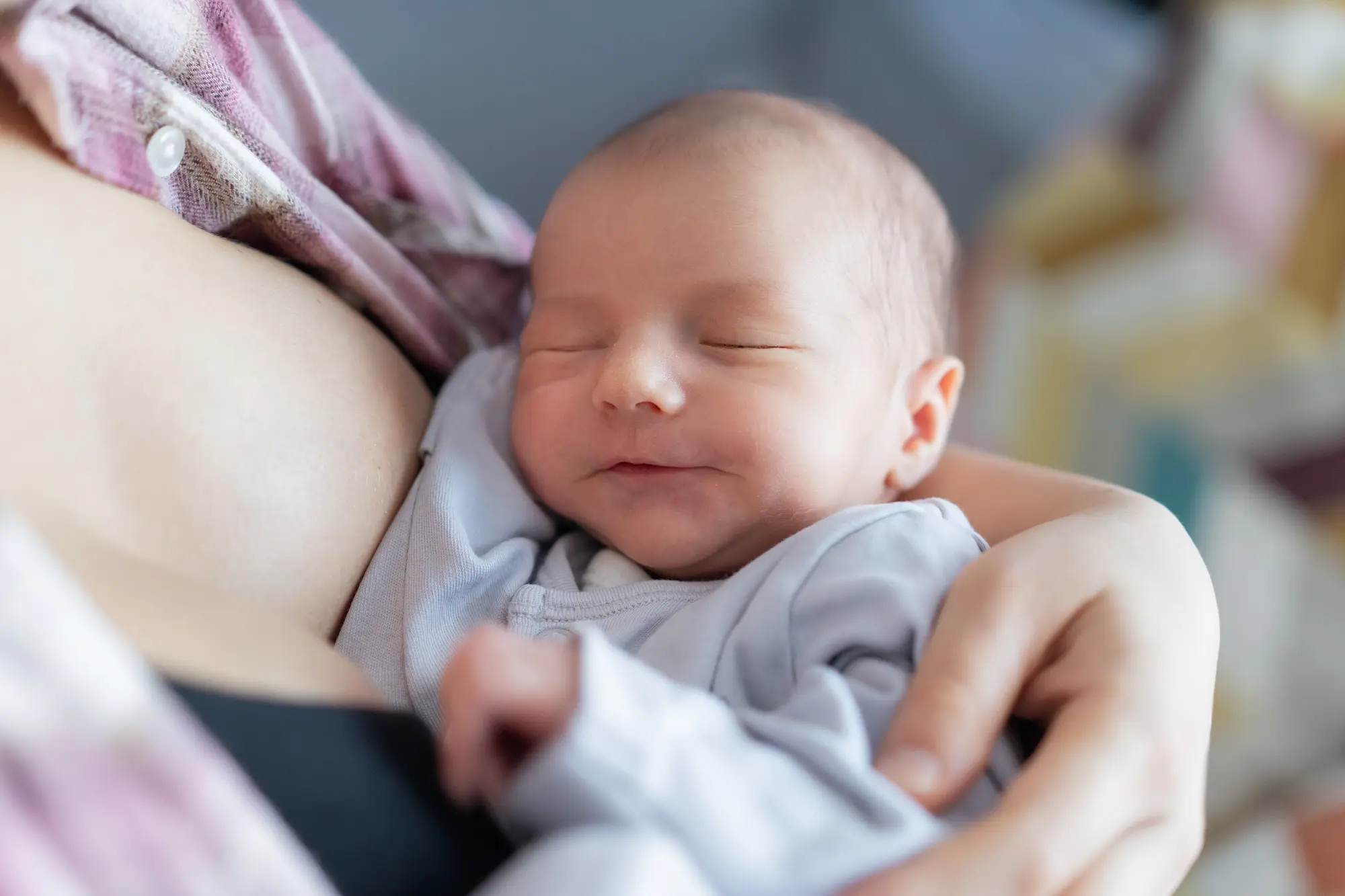Réflexe de fouissement bébé : de quoi parle-t-on ? may app santé