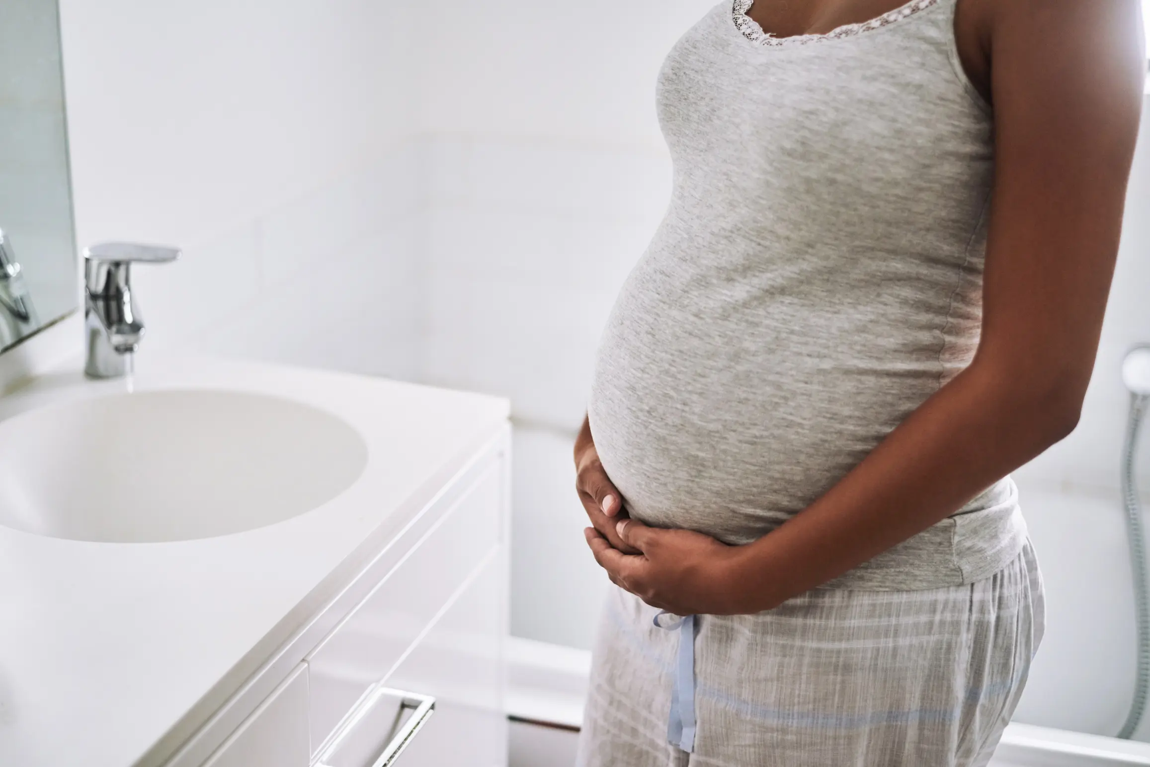 Grossesse : pourquoi les nausées vont et viennent ? may app santé