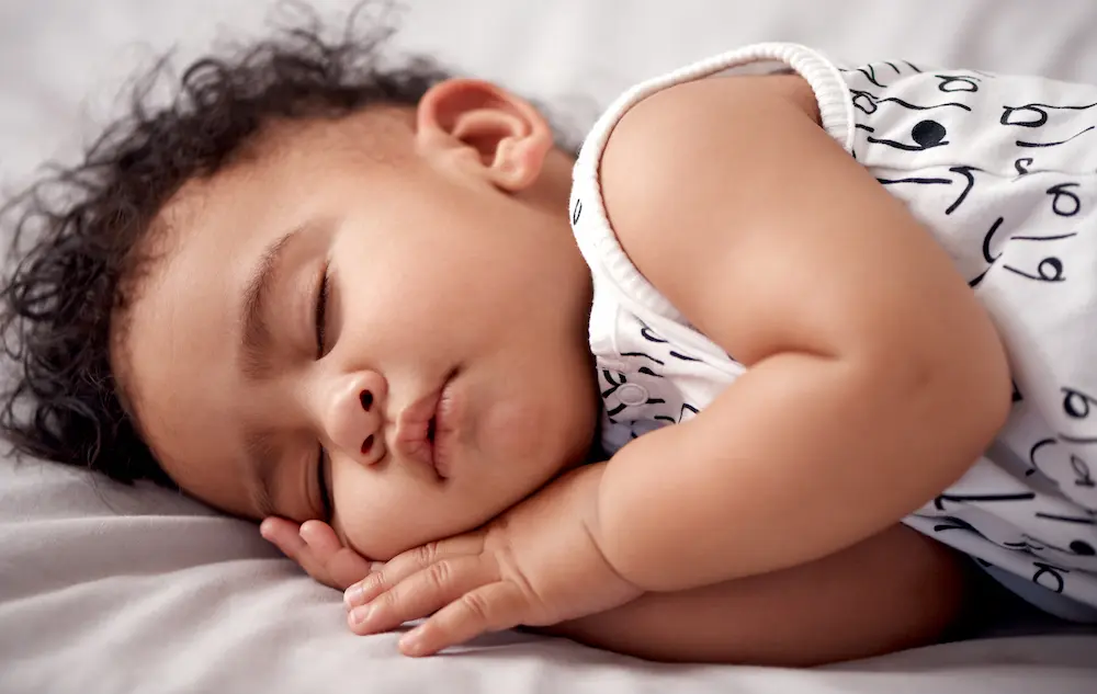 Pic de croissance : pourquoi votre bébé dort-il beaucoup ? - May App Santé