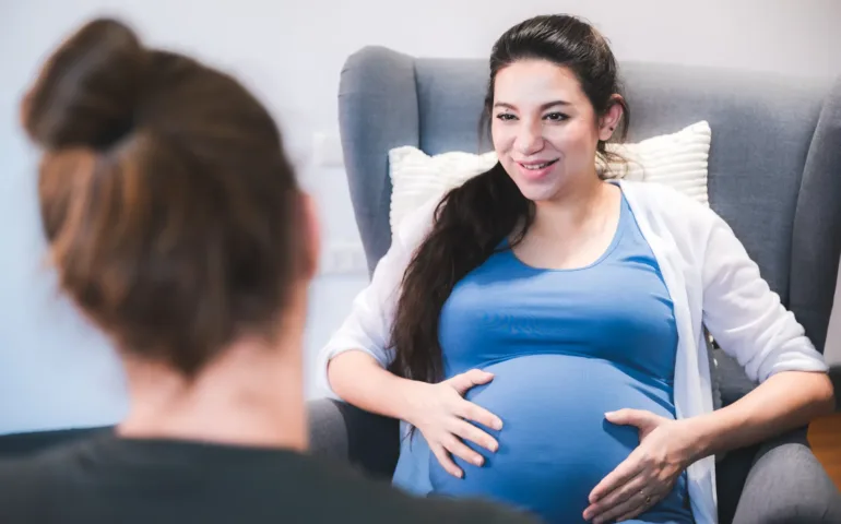 Pourquoi les mamelons changent de couleur pendant la grossesse ? may app santé
