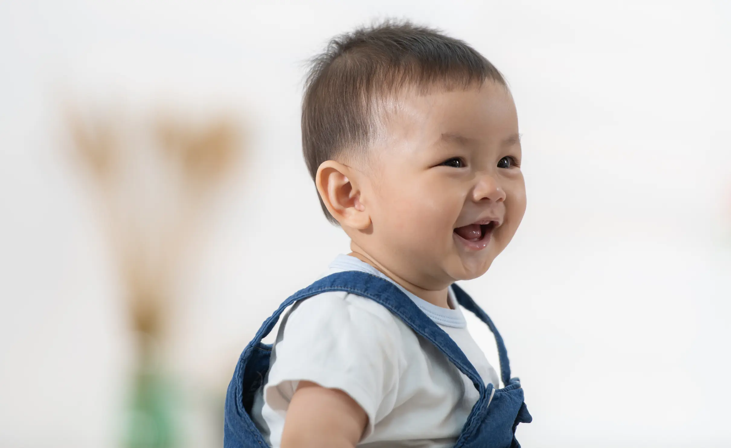 Prénom pour un bébé arc-en-ciel : les 15 plus beaux may app santé