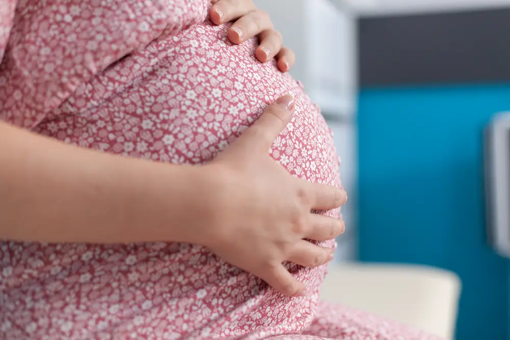 Bébé qui bouge à intervalles réguliers : comprendre les mouvements de votre bébé - May App Santé