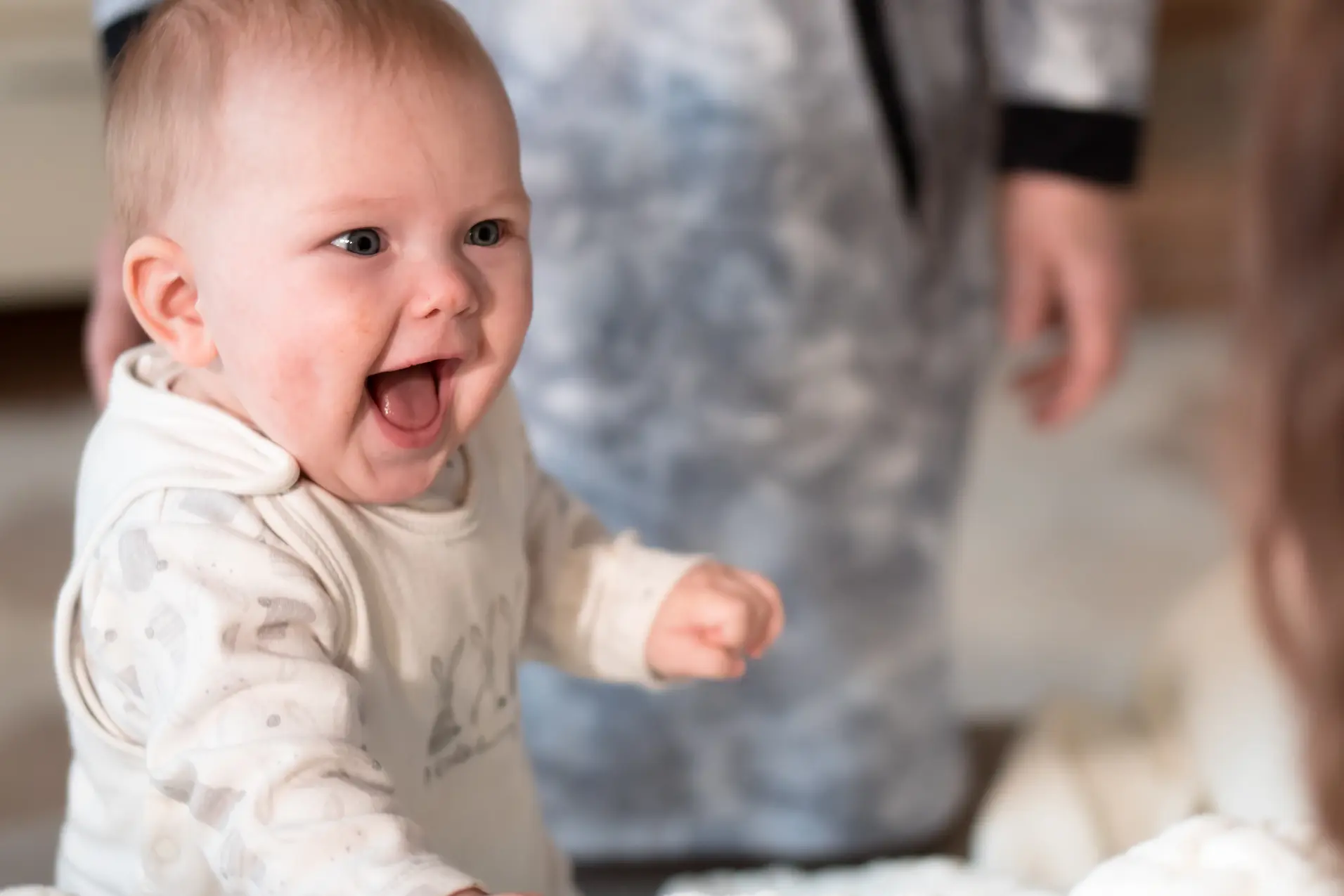 Prénom pour un bébé arc-en-ciel : les 15 plus beaux may app santé