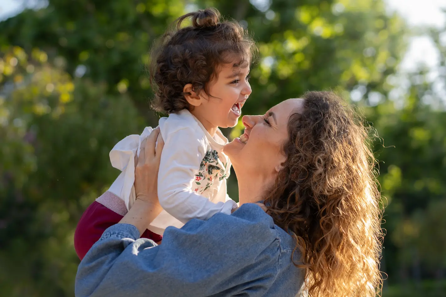 Congé parental pour le 3ème bébé : droits, démarches et conseils may app santé