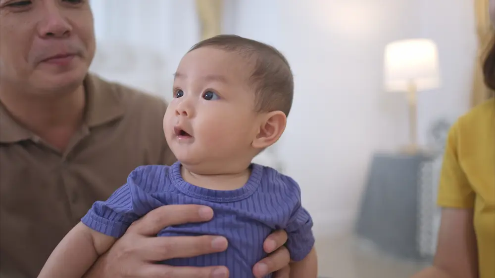 bébé 6 mois évolution - May App Santé