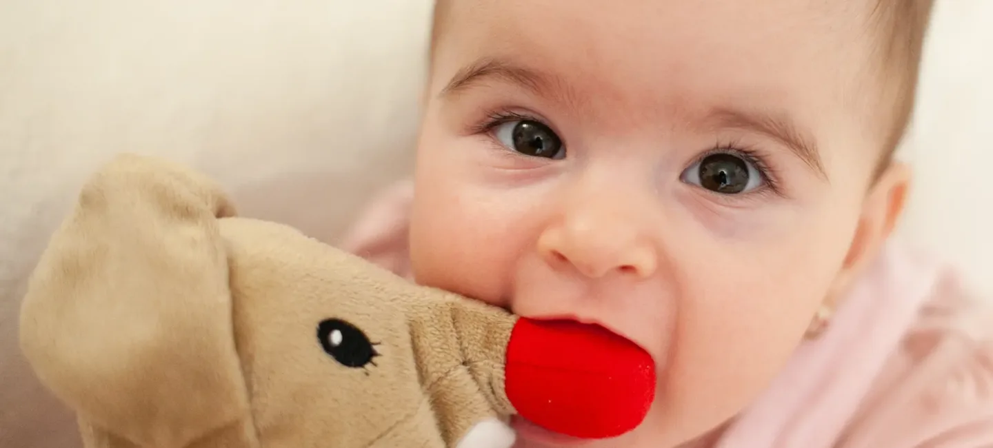 Boutons autour de la bouche chez le bébé : que faire ? may app santé