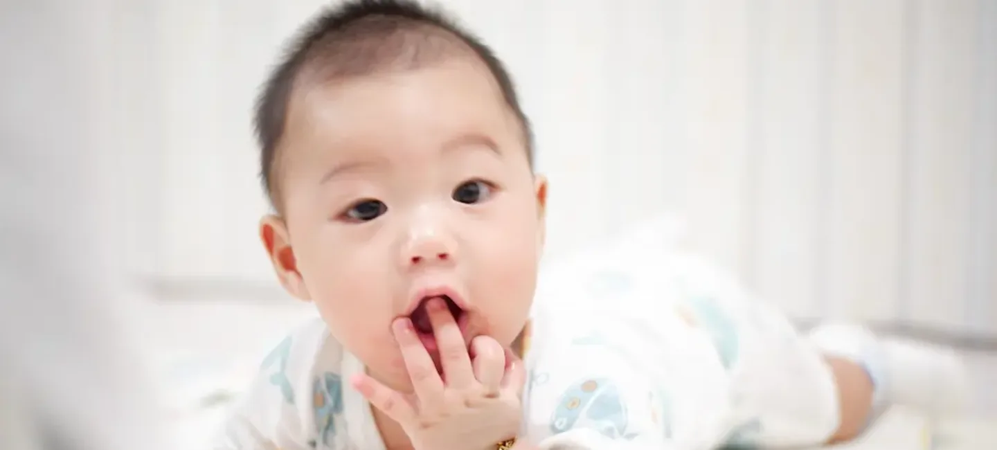 Mon bébé de 1 mois bave beaucoup - May App Santé