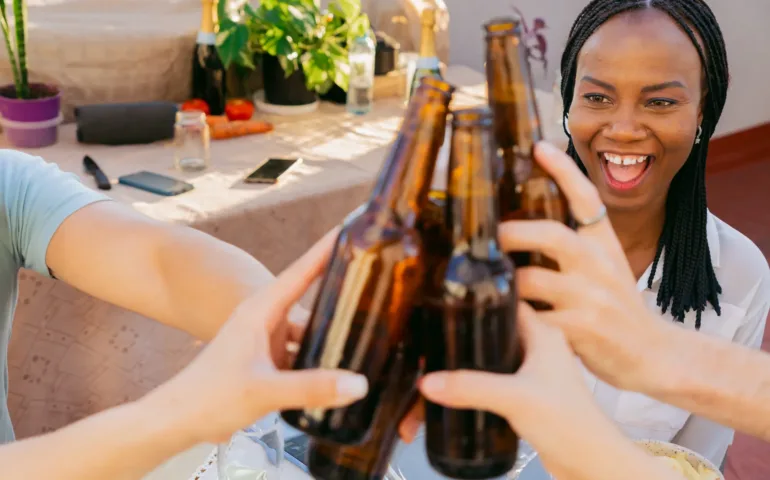 Bière sans alcool et allaitement : ce qu’il faut savoir may app santé