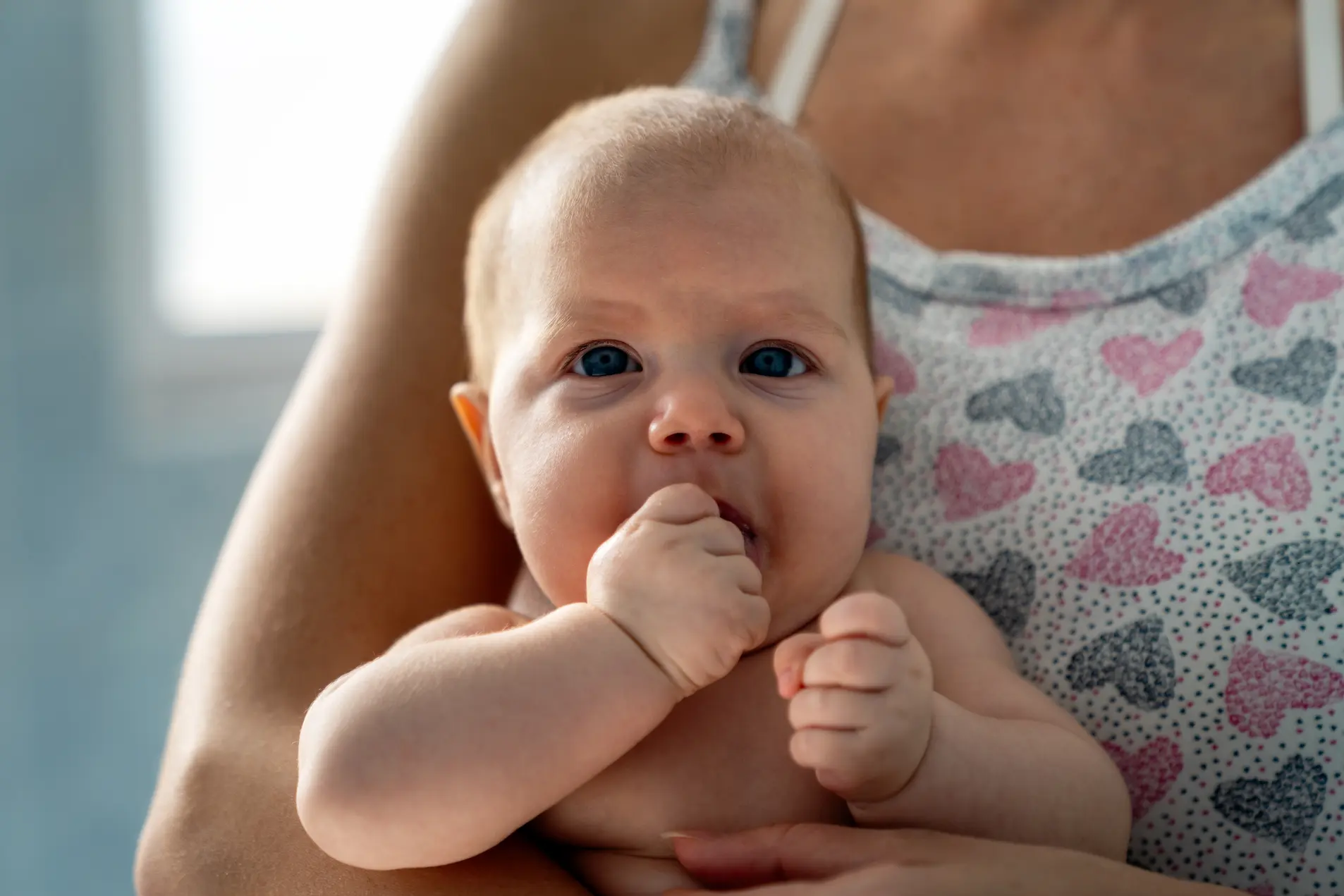 Boutons autour de la bouche chez le bébé : que faire ? may app santé