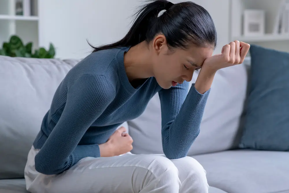 Douleur aine nidation : comprendre ce symptôme précoce - May App Santé