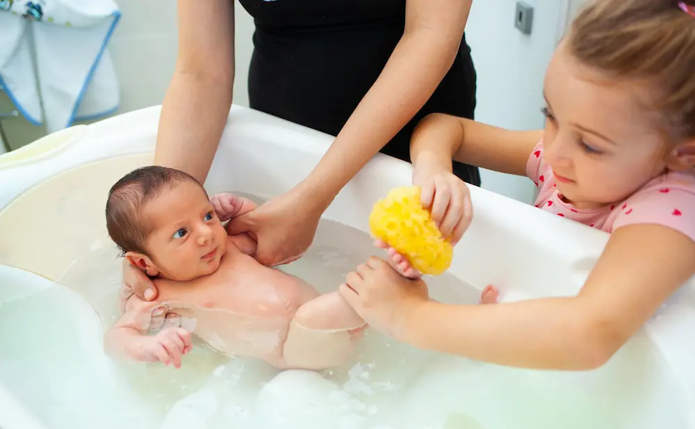 Température bain bébé à 38 : une température adaptée? - May App Santé