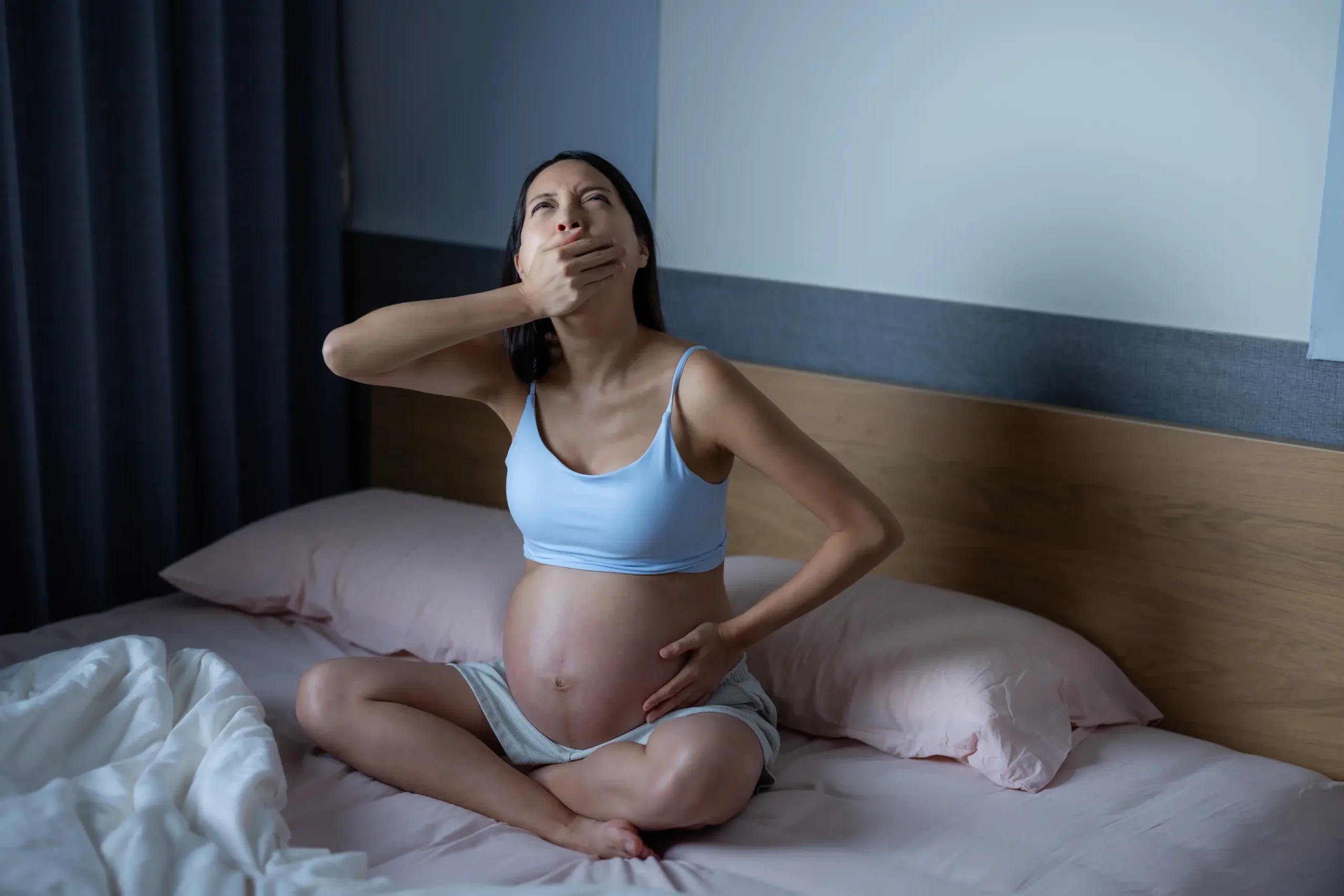 Aphte pendant la grossesse : causes, symptômes et solutions may app santé