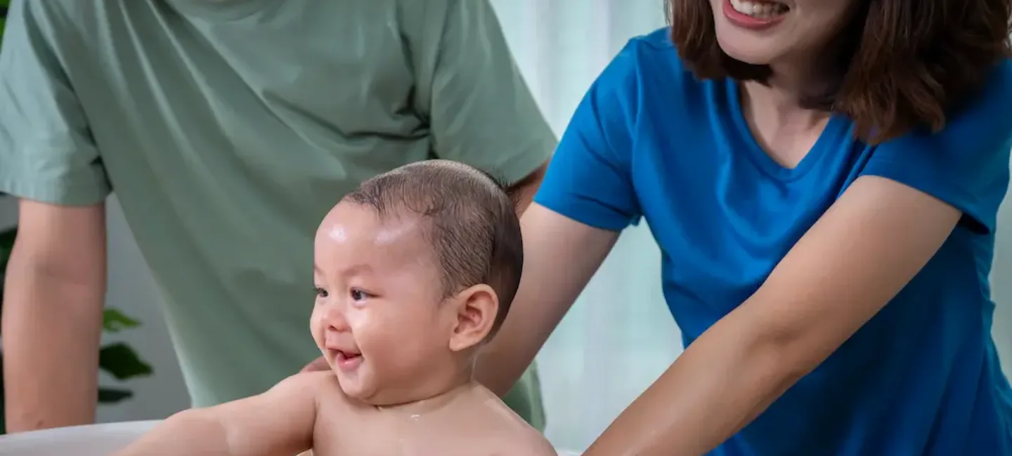 Température bain bébé à 38 : une température adaptée? - May App Santé