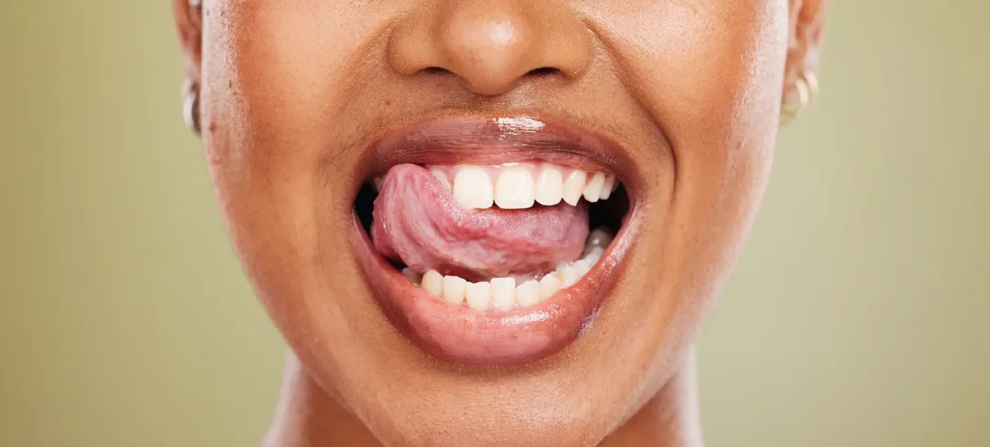 Aphte pendant la grossesse : causes, symptômes et solutions may app santé