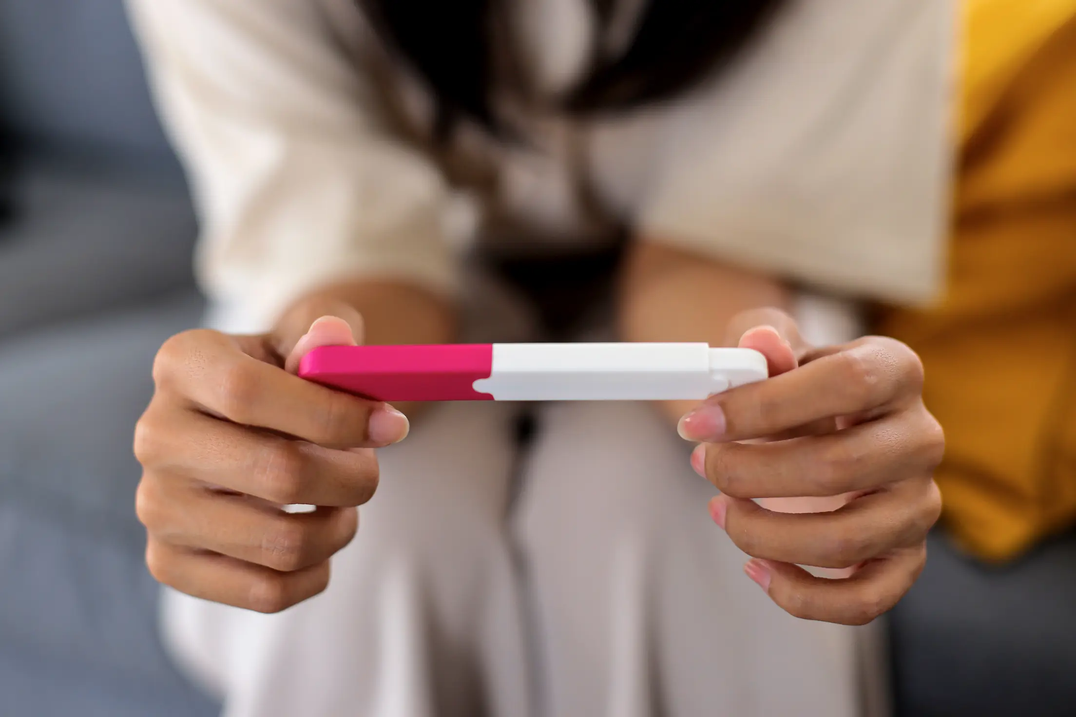 Test d’ovulation : comment interpréter une barre claire ? may app santé