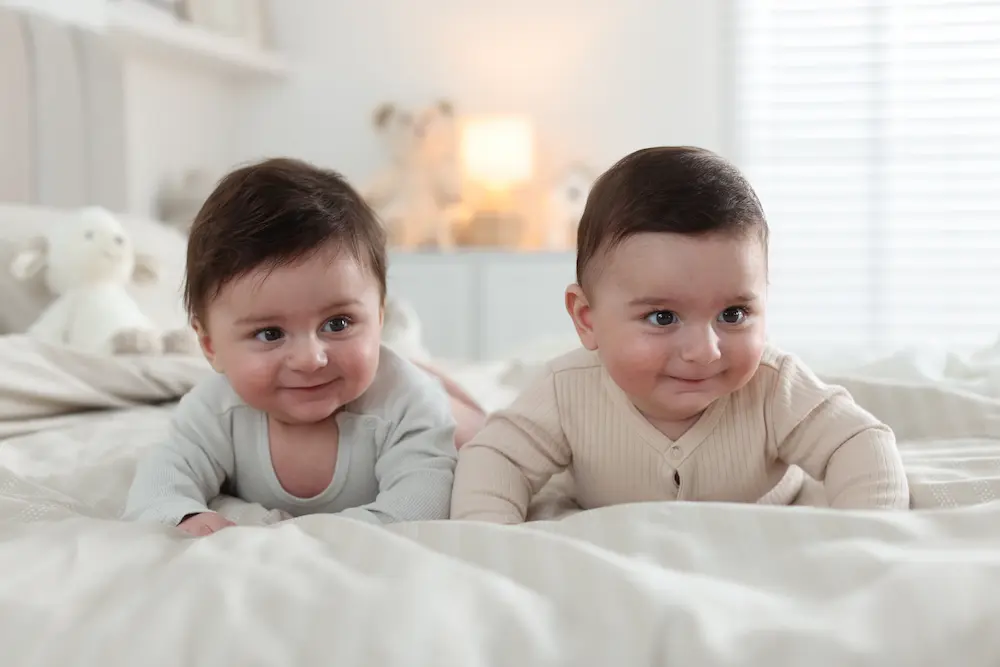 Grossesse gémellaire : quel suivi ? 2 Grossesse gémellaire : quel suivi ? - May App Santé