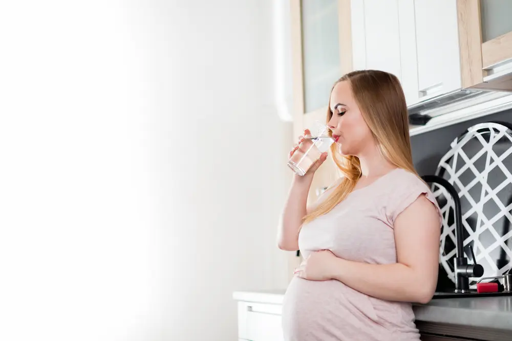 Goût amer dans la bouche enceinte : causes et solutions 3 Goût amer dans la bouche enceinte : causes et solutions - May App Santé