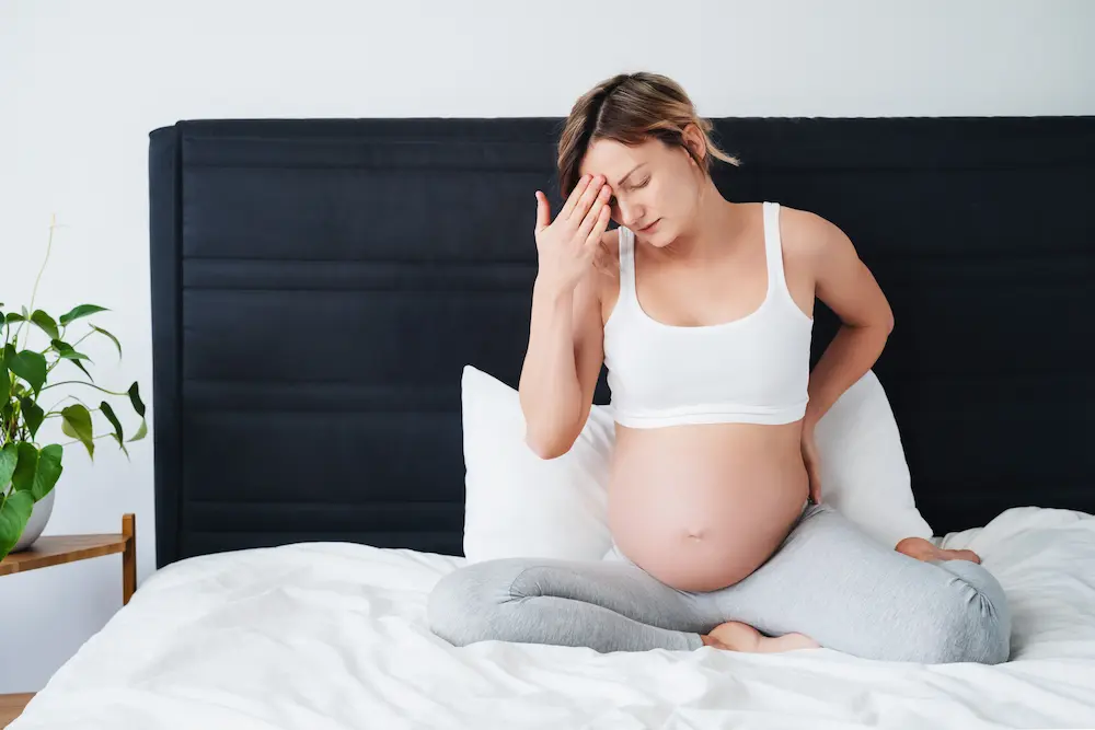 Hypotension enceinte 7 mois : sympt&ocirc;mes, causes et solutions - May App Sant&eacute;