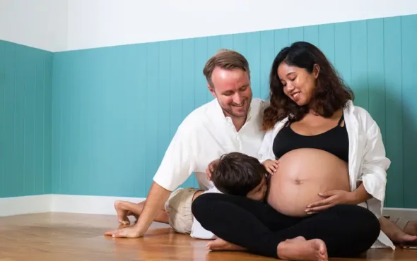 Grossesse : bruit de claquement dans le ventre, faut-il s’inquiéter ? - May App Santé