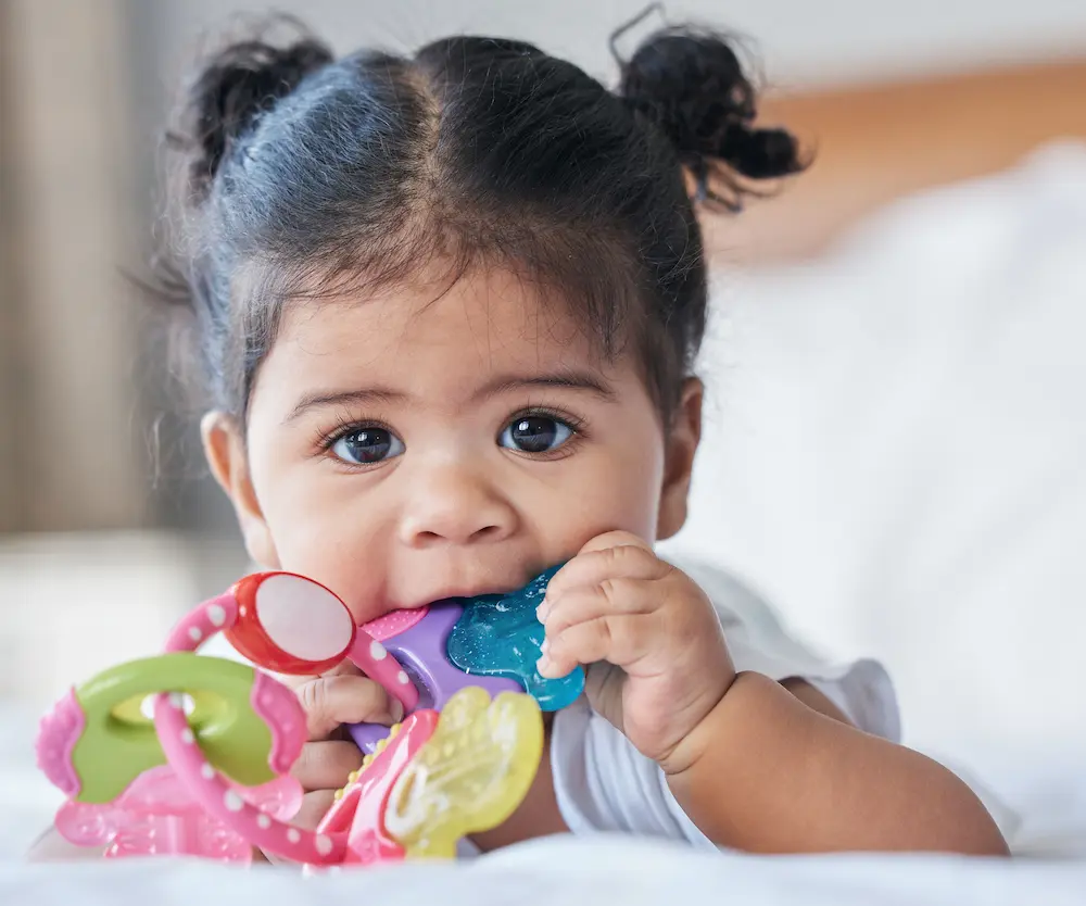 Bébé 8 mois pas de dent : est-ce normal ? 3 Bébé 8 mois pas de dent : est-ce normal ? May App Santé