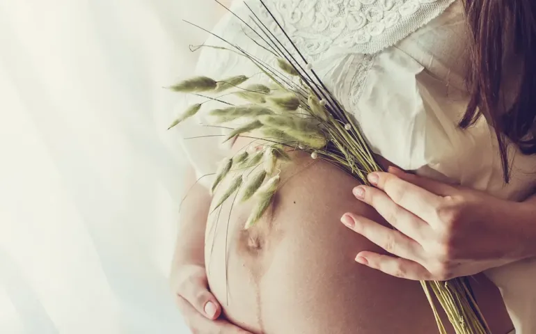 Homéopathie accouchement : usages et limites - May App Santé