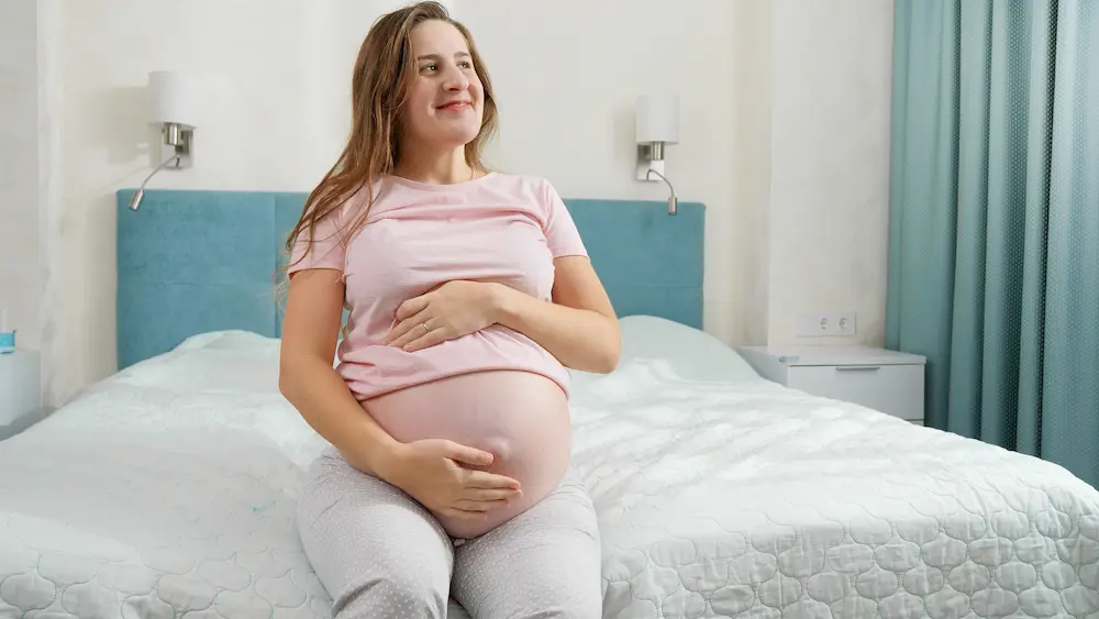 Grossesse : bruit de claquement dans le ventre, faut-il s’inquiéter ? 1 Grossesse : bruit de claquement dans le ventre, faut-il s’inquiéter ? - May App Santé