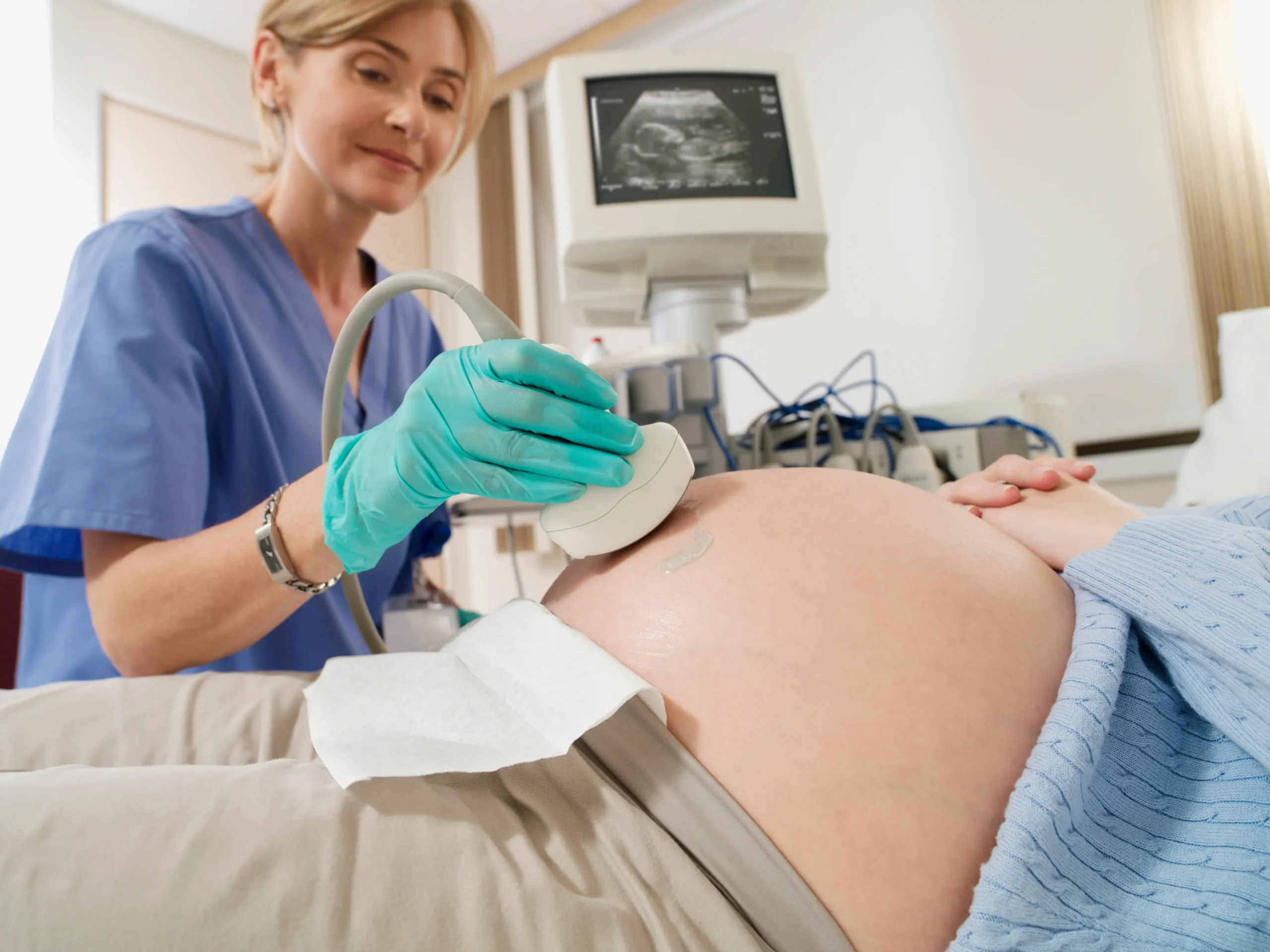 P&eacute;rim&egrave;tre cr&acirc;nien &eacute;chographie : r&ocirc;le, mesure et interpr&eacute;tation - May app sant&eacute;